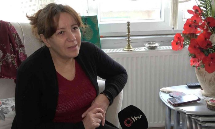 Cumhurbaşkanı Erdoğan’ın hikayesini anlattığı AK Parti İlçe Yöneticisi Sevda Sunguroğlu “Çok duygulandım”