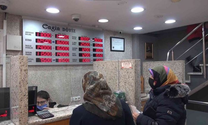Dövizdeki ani düşüş Kocaeli’deki döviz bürolarını boş bıraktı