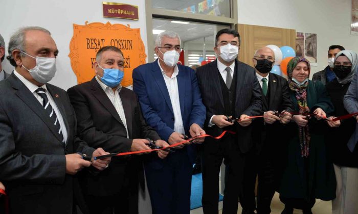 Erzurum’da kütüphanesiz okul kalmadı