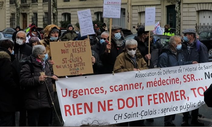Fransa’da sağlık çalışanları yeniden sokağa indi