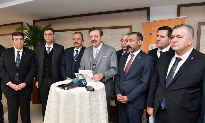 Hisarcıklıoğlu’ndan TL’ye destek paketi değerlendirmesi