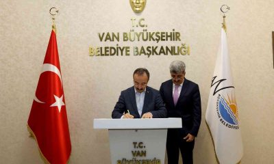 İçişleri Bakan Yardımcısı Çataklı’dan Van Büyükşehir Belediyesine ziyaret