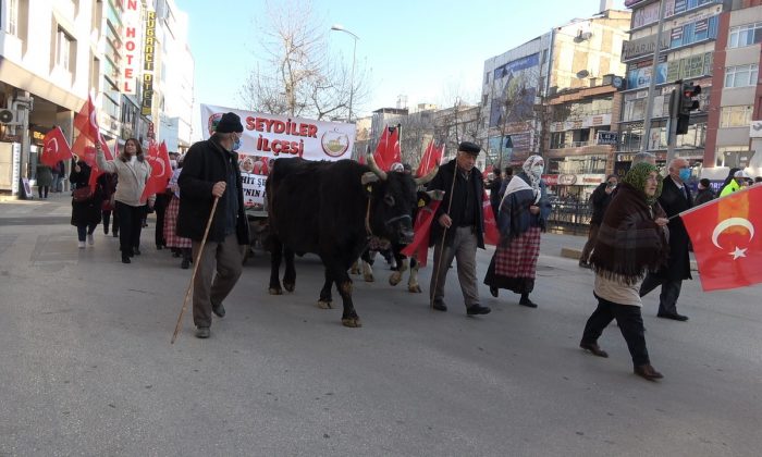 İlk Türk kadın mitingini 102’inci yılında unutturmadılar