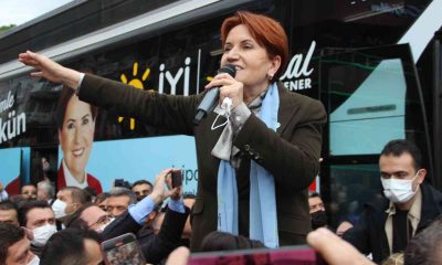 İYİ Parti Genel Başkanı Akşener Manisa’da esnaf ziyareti yaptı