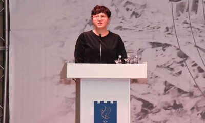 İzmir’de yaşadığı depremi, Kuşadası’ndaki deprem kurultayında anlattı