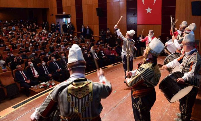 Kahramanmaraş’ta engelliler yeteneklerini sergiledi