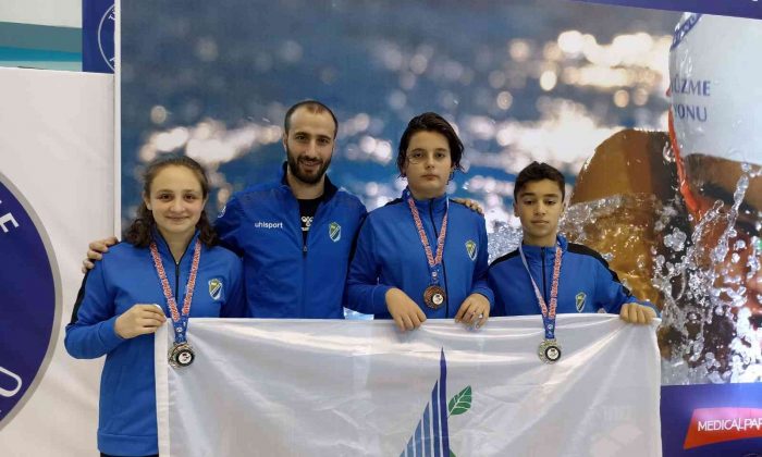 Kartepe Belediyesi Yüzme Takımı madalyalar ile döndü