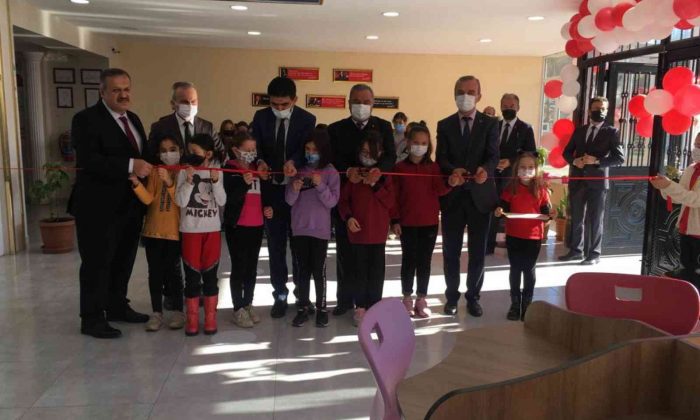 Kaymakam Coşgun’dan “Kütüphanesiz Okul Kalmasın” açılışları devam ediyor