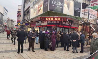 Kayseri’de döviz bürolarında yoğunluk