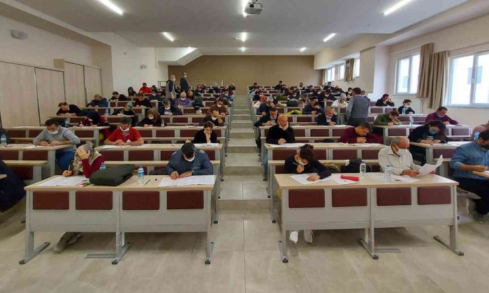 Konya devlet üniversitelerinin görevde yükselme sınavları NEÜ tarafından gerçekleştirildi