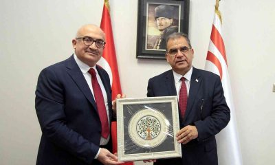 Manisa CBÜ Rektörü Prof. Dr. Ataç KKTC Başbakanı Sucuoğlu ile buluştu