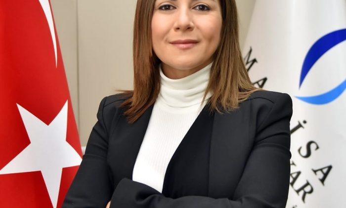 Manisa CBÜKAM Müdürü Doç Dr. Aydın’a ödül