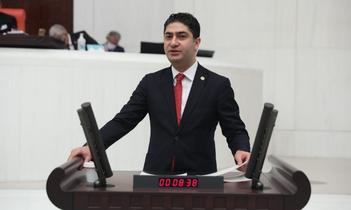 MHP’li Özdemir: “Türkiye enerji ve teknolojide etkin olduğunu ispat etmiştir”