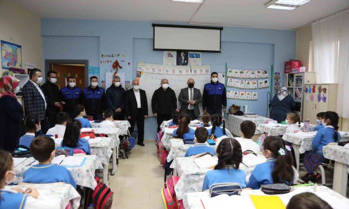 Öğrenciler sordu, Başkan Bıyık cevapladı