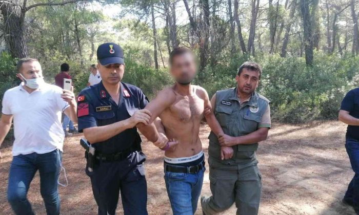 Orman yakarken suçüstü yakalandı, ilk duruşmada suçlamayı reddetti