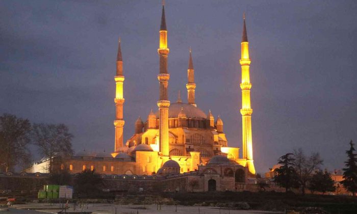 Selimiye Camii restore ediliyor
