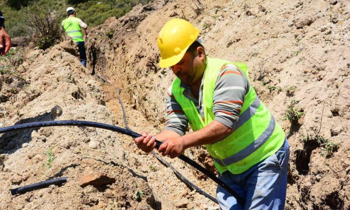 Seydikemer Temel Mahallesi Çiller mevki suya kavuştu