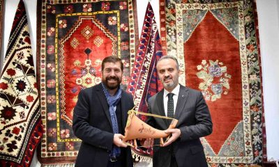 Sındırgı Yağcıbedir halıları Bursa’da sergileniyor