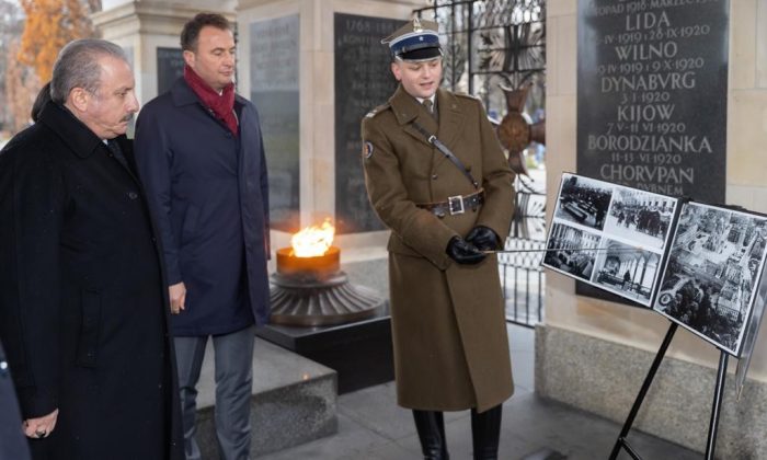 TBMM Başkanı Şentop, Polonya Devlet Başkanı Duda tarafından kabul edildi