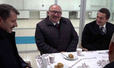 Vali Ayhan, doların helvasını yedi