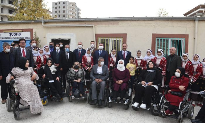 Vali Erin engelli vatandaşlarla bir araya geldi