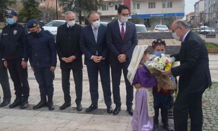 Vali Karadeniz Selendi’de incelemelerde bulundu