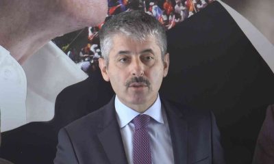 AK Parti’den Cumhurbaşkanına hakaret eden gazetecilere suç duyurusu