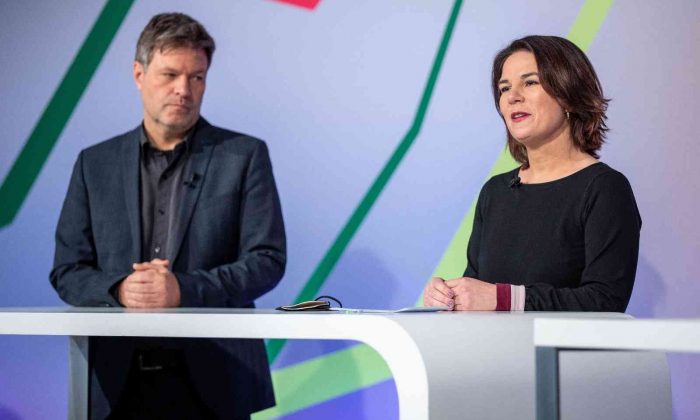 Almanya’da Yeşiller Partisi yöneticilerine soruşturma