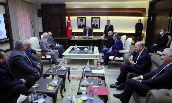 Aydın’da cemevi başkanlarından Cumhurbaşkanı Erdoğan’a teşekkür ziyareti