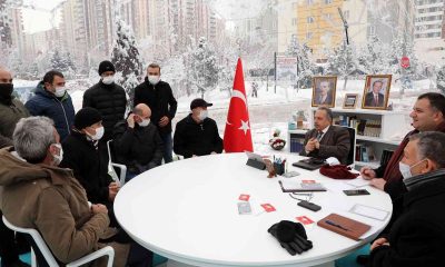 Başkan Yalçın kar ve soğuğa rağmen Şeffaf Oda’da