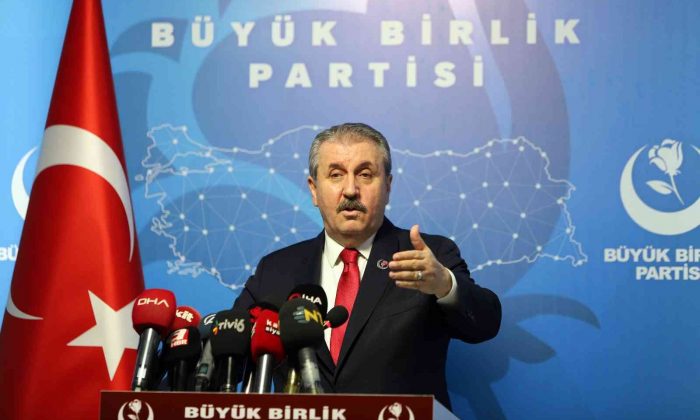BBP lideri Destici, Ekrem İmamoğlu’nun İngiltere Büyükelçisi ile yaptığı görüşmeyi eleştirdi