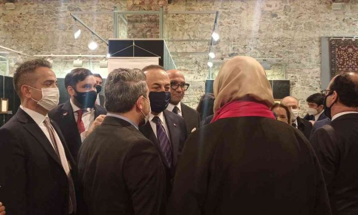 “Belgelerle Bağımsızlıklarının 200. Yıl Dönümünde Amerika ve Karayip Ülkeleri ile İlişkiler” sergisi açıldı