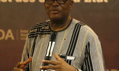 Burkina Faso’da askerler Devlet Başkanı Kabore’yi alıkoydu