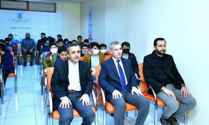 Çınar, gençlerle ‘Asr-ı Saadet’ etkinliğinde buluştu