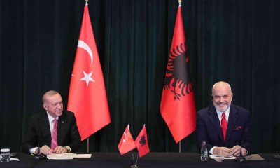 Cumhurbaşkanı Erdoğan: “Dost ve kardeş ülke Arnavutluk’ta FETÖ’nün halen faaliyet alanı bulabilmesi evlatlarını şehit veren milletimizi derinden yaralamaktadır”