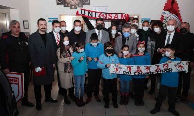 Emin Kar Kütüphanesi açıldı