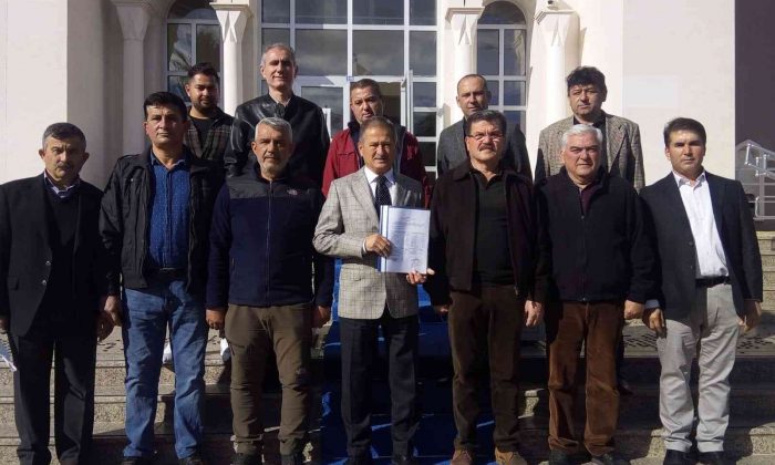 Fethiye esnaf ve Sanatkarlar Odası Başkanı Soydemir, mazbatasını aldı