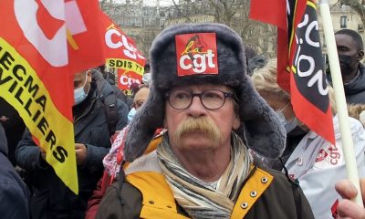 Fransa’da enflasyon nedeniyle alım gücü düşen halk sokağa indi