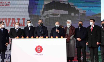 Keçiören’de 35 yeni spor tesis açıldı, Gençlik Merkezi’nin temeli atıldı