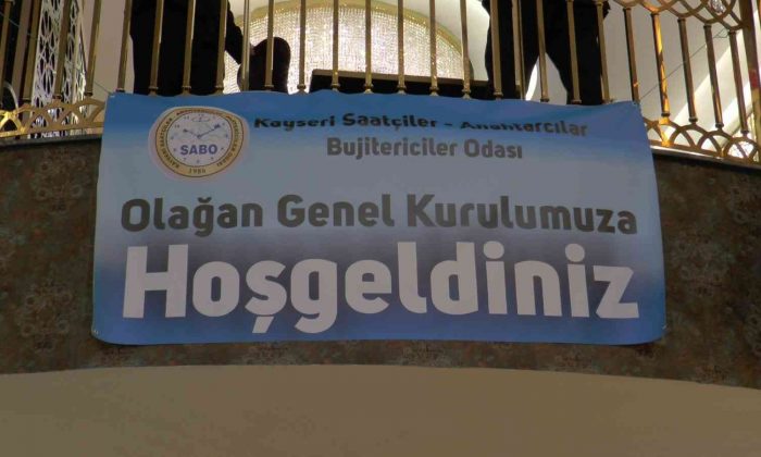 Saatçiler Odasın’da Murat Sancak güven tazeledi