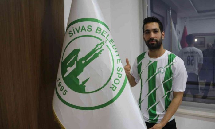 Sivas Belediyespor, Doğan Karakuş’u transfer etti