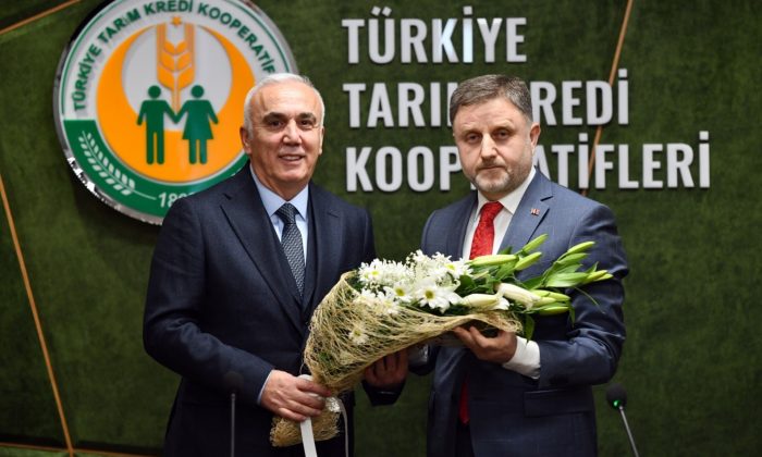 Tarım Kredi Kooperatifleri’nde devir teslim