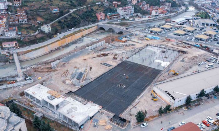 Trabzon’da yeni otogar inşaatı sürüyor