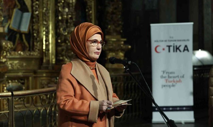 Emine Erdoğan, Ukrayna’da Aziz Sofya Katedrali’nin Türkçe Sesli Rehber Projesi Açılış Programı’na katıldı